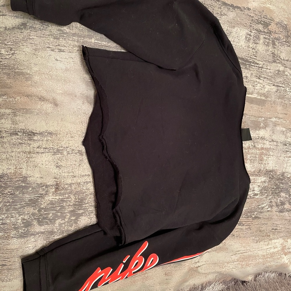 Nike crop sweatshirt